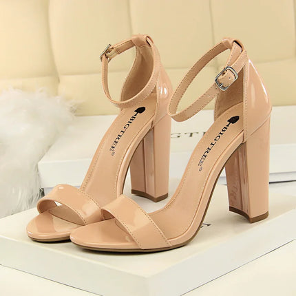 2025 Summer Plus Size 34-43 Woman 9.5cm High Heels Sandals Classic Block Platform Pumps Lady Chunky Burgundy Yellow Nude Shoes