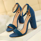 Blue / 35