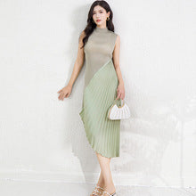 Miyake Super Elastic Loose Half-Sleeved Elegant T-Shirt Top for Women Summer Bubble Super Soft Pleated Right Shoulder Short-Sleeved T-Shirt for Women