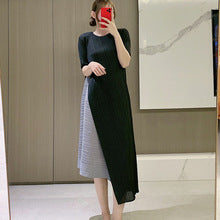 Miyake Super Elastic Loose Half-Sleeved Elegant T-Shirt Top for Women Summer Bubble Super Soft Pleated Right Shoulder Short-Sleeved T-Shirt for Women