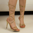 Gold Shoes / 43
