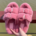 SLIPPERS 10 / 10