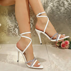 WHITE / 38