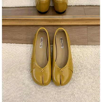 Spring Split Toe Women Ballet Flats Fashion Tabi Shoes Causal Slip On Loafer Ladies Pleated Leather Espadrilles Zapatillas Mujer