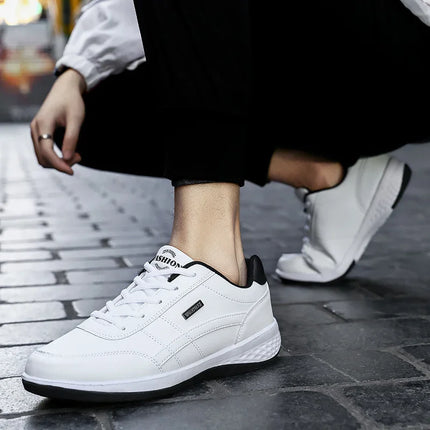 Men's Sneakers Sports Casual Shoes Leather Outdoor Men Walking Shoe Four Seasons Soft Bottom