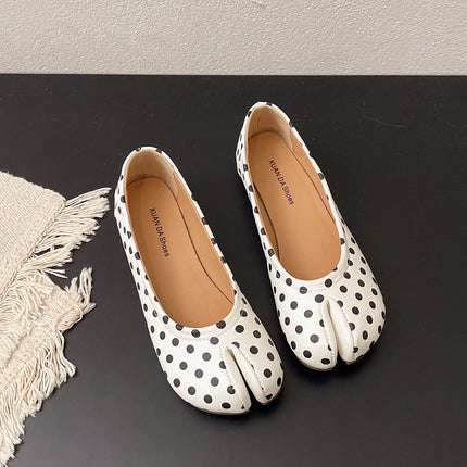 Spring Autumn Women Tabi Toe Ballet Flats Shoes Split Toe Design Slip on Non-Slip Soft Sole Casual Daily Walking Shoes