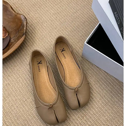 Spring Split Toe Women Ballet Flats Fashion Tabi Shoes Causal Slip On Loafer Ladies Pleated Leather Espadrilles Zapatillas Mujer