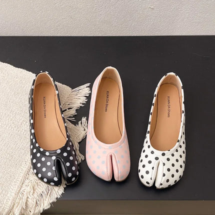 Spring Autumn Women Tabi Toe Ballet Flats Shoes Split Toe Design Slip on Non-Slip Soft Sole Casual Daily Walking Shoes