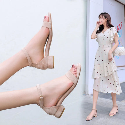 Small size 31 32 33 versatile  2025  summer Korean version open toed flat toe low heel sandals, large size women's shoes 41-46