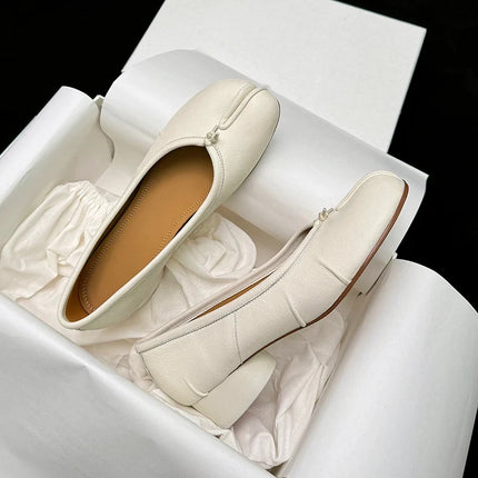 Womens Genuine leather Roundtoe midheel shoes With pleats Tibi Splittoe shoes  Sheepskin ballet flats 3cm heel height