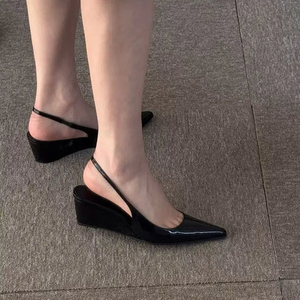 Sharp pointed toe sandals 2026 spring summer new style simple elegant socialite plus size single shoes high heels women