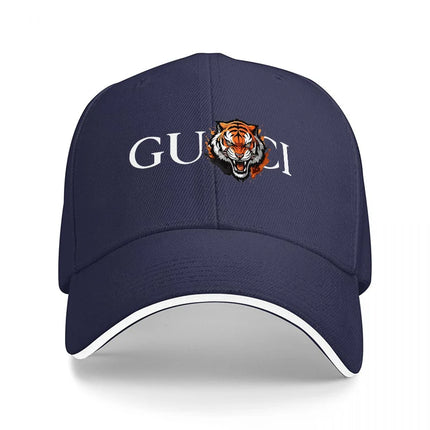 GUCCI TIGER LOGO BLACK BASEBALL CAP CLASSIC DESIGN WITH BOLD EMBROIDERY AND STRIKING ANIMAL MOTIF FOR A FASHION FORWARD LOOK