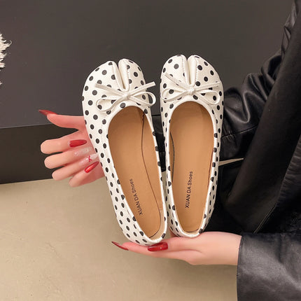 Spring Autumn Women Tabi Toe Ballet Flats Shoes Split Toe Design Slip on Non-Slip Soft Sole Casual Daily Walking Shoes