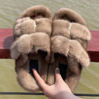 SLIPPERS 1 / 12
