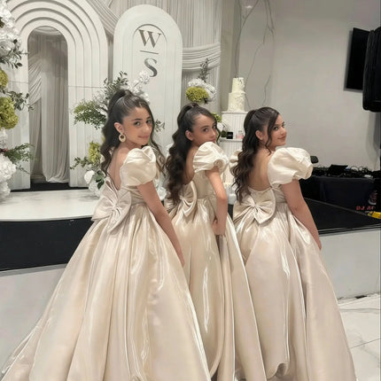 Satin Custom Flower Girl Dress for Wedding Puff Sleeve With Bow Floor Lenght Ball Gown Kids Birthday First Communion Ball Gown