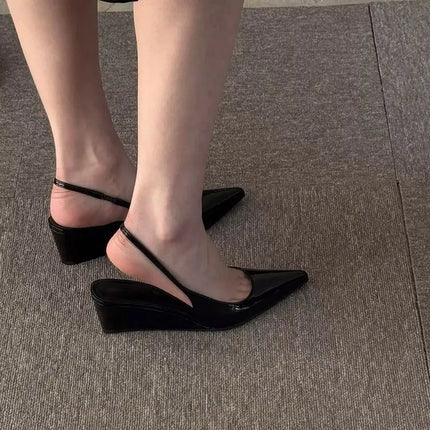 Sharp pointed toe sandals 2026 spring summer new style simple elegant socialite plus size single shoes high heels women