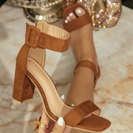 Ladies High Heel Sandals Women Pump Oes Size 42 43 Faionable Casual Low Cut Uppers Daily Wear Fur Material Thi Heel