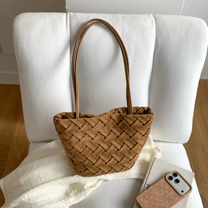 Vintage Hand Woven Checkered Shoulder Bag for Women Fashion New Korean Style Tote Bag Versatile Simple Bucket Bag
