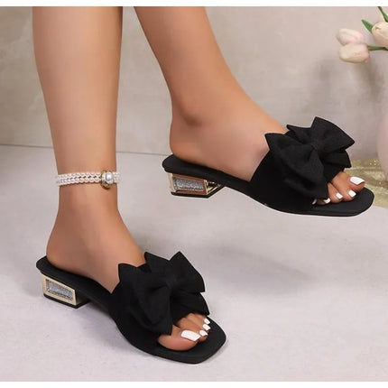 Trend Women Slippers Lightweight Slides Women New Fashion Sandals Summer Bow Keep Warm Shoes Women Flat Plus Size Slippers
